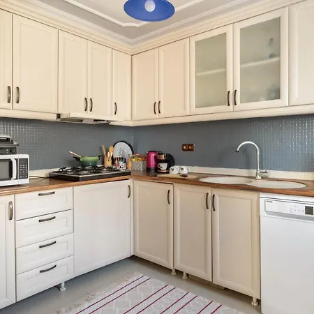Stone House, 2br, Cozy, Spacy, Terrace, Fast Wifi, Parking Villa