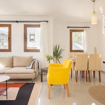 Stone House, 2br, Cozy, Spacy, Terrace, Fast Wifi, Parking Bodrum