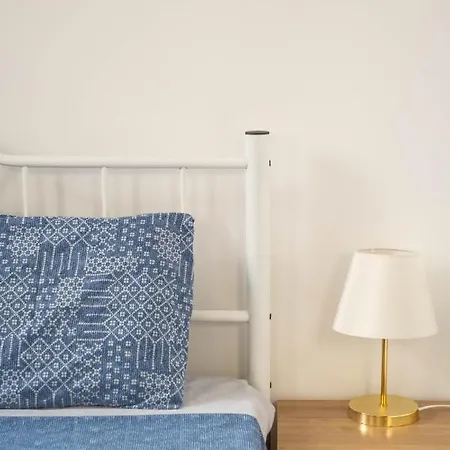 Stone House, 2br, Cozy, Spacy, Terrace, Fast Wifi, Parking Villa *